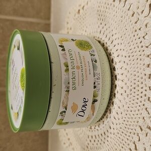 New Limited Edition Dove Garden Tea Party Body Scrub English Pear Blossom
